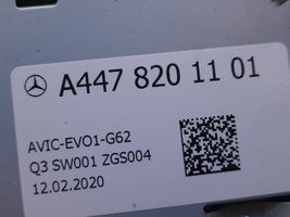 Mercedes-Benz V Class W447 Konsola środkowa / Radio / GPS A4478201101