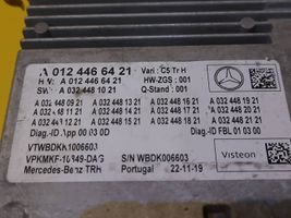 Mercedes-Benz Sprinter W907 W910 Mascherina unità principale autoradio/GPS A0124466421