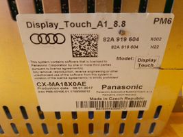 Audi A1 Monitor / wyświetlacz / ekran 82A919604