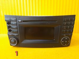 Mercedes-Benz E W211 Panel / Radioodtwarzacz CD/DVD/GPS A2118705794