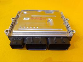 Renault Express Komputer / Sterownik ECU silnika 237104328S