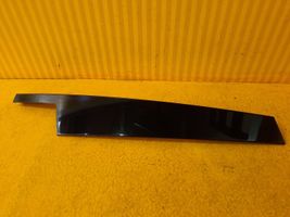 BMW 5 G30 G31 Moulure de porte avant 7390121