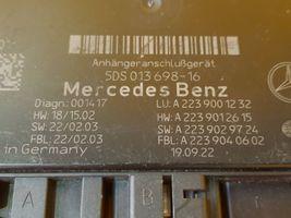 Mercedes-Benz S W223 Vetokoukun ohjainlaite/moduuli A2239001232