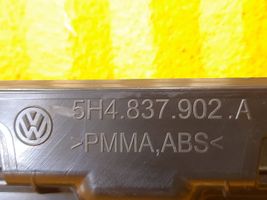 Volkswagen Golf VIII Altro elemento di rivestimento della portiera anteriore 5H4837902A