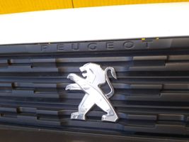 Peugeot Partner III Maskownica / Grill / Atrapa górna chłodnicy 9818281980