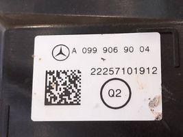 Mercedes-Benz E W213 Jäähdyttimen jäähdytinpuhallin A0999069004