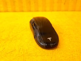 Tesla Model X Virta-avain/kortti 105413299G