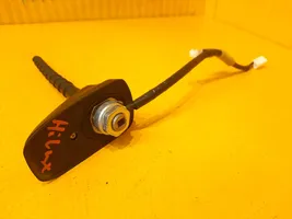 Toyota Hilux (AN120, AN130) Antena (GPS antena) 