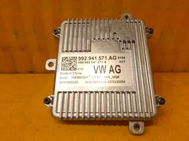 Volkswagen Golf VIII Module convertisseur de tension 992941571AG