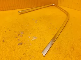 Audi Q7 4M Rear door window/glass frame 