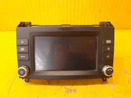 Mercedes-Benz Vito Viano W447 Panel / Radioodtwarzacz CD/DVD/GPS A4478201101