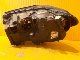 BMW X3 G01 Lampa przednia 8739654