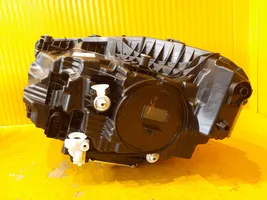 Mercedes-Benz GLA H247 Lampa przednia A2479063604