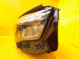 Mercedes-Benz GLA H247 Lampa przednia A2479063604