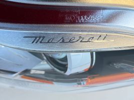Maserati Quattroporte Phare frontale 670104201