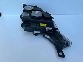 Maserati Levante Lampa przednia 670034638