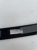 BMW 2 F22 F23 Garniture vitre latérale arrière 5900629