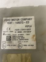 Ford Mondeo MK IV Boîte à fusibles 7G9T14A073ED