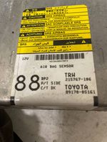 Toyota Avensis Verso Turvatyynyn ohjainlaite/moduuli 215767106