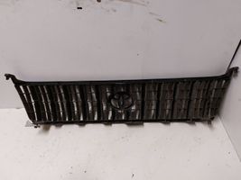 Toyota Land Cruiser (HDJ90) Grotelės priekinės 3310060030