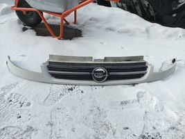 Opel Vivaro Front grill 