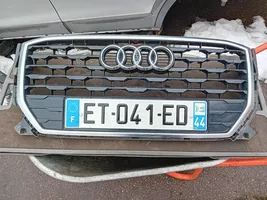 Audi Q2 - Maskownica / Grill / Atrapa górna chłodnicy 81A853651