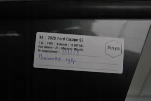 Ford Kuga III Priekinės durys 