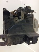 Audi A4 S4 B5 8D Serratura portiera anteriore 8D1837016E