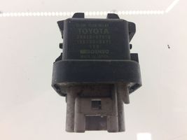 Toyota Avensis Verso Hehkutulpan esikuumennuksen rele 2861067010