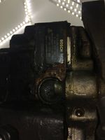 Audi A8 S8 D3 4E Polttoaineen ruiskutuksen suurpainepumppu 057130755G