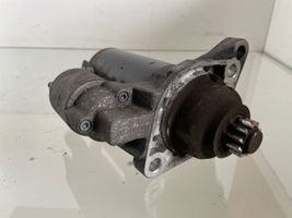 Volkswagen Golf V Starter motor 02Z911023F