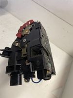 Audi A4 S4 B6 8E 8H Etuoven lukko 8E1837016C