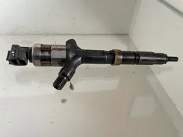 Toyota Avensis Verso Injecteur de carburant 2367027030