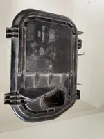 Audi A6 S6 C6 4F Osłona żarówki lampy przedniej 16016300