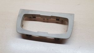 BMW 4 F32 F33 Garniture de console d'éclairage de ciel de toit 9218531