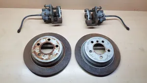 BMW 4 F32 F33 Set dischi freno e pinze 