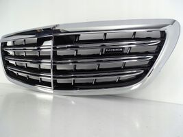 Mercedes-Benz S X222 Maybach Maskownica / Grill / Atrapa górna chłodnicy A2228807901