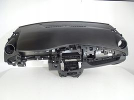 Renault Zoe Deska rozdzielcza 681000711R