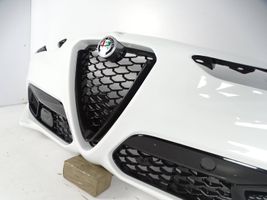 Alfa Romeo Stelvio Zderzak przedni 