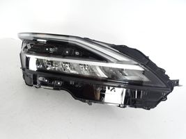 Nissan Qashqai J12 Lampa przednia 100-8D021