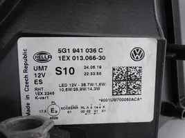 Volkswagen Golf VII Lampa przednia 5G1941036C
