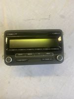 Volkswagen PASSAT B7 Unité principale radio / CD / DVD / GPS 