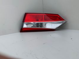 Toyota Corolla E160 E170 Lampy tylnej klapy bagażnika 14282F