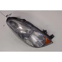 Nissan Note (E11) Lampa przednia 