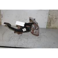 Renault Koleos I Clutch pedal 