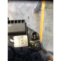 Nissan Qashqai Generatore/alternatore 