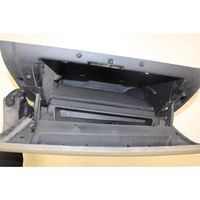 Volvo XC60 Glove box 