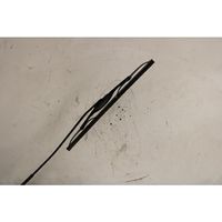 Nissan Juke I F15 Front wiper blade arm 