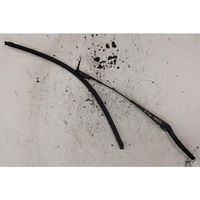 Volvo C70 Front wiper blade arm 