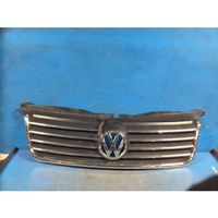 Volkswagen PASSAT B5.5 Griglia anteriore 